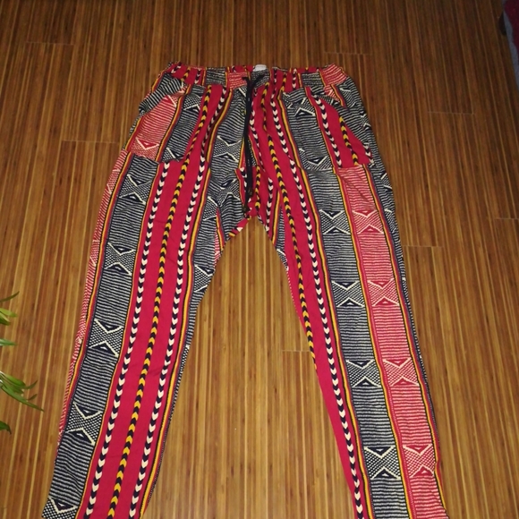 Bnwot ladies harem pants size sm